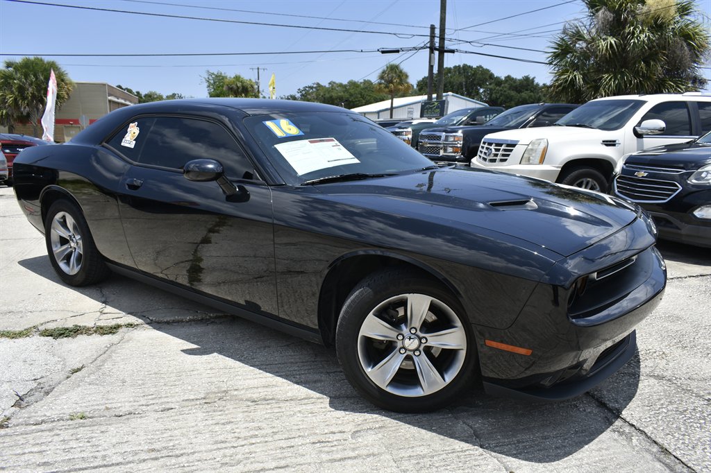 2016 Dodge Challenger SXT - Photo 33