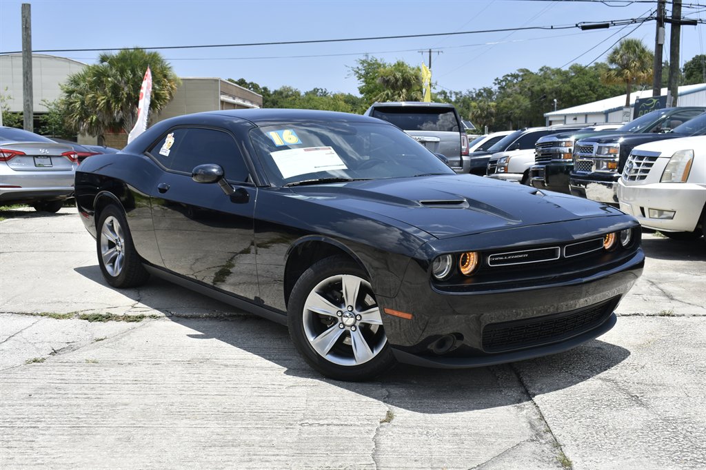 2016 Dodge Challenger SXT - Photo 30