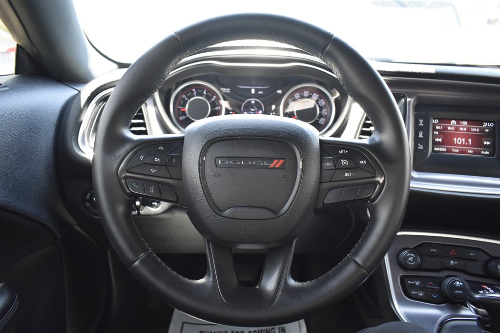 2016 Dodge Challenger SXT - Photo 13