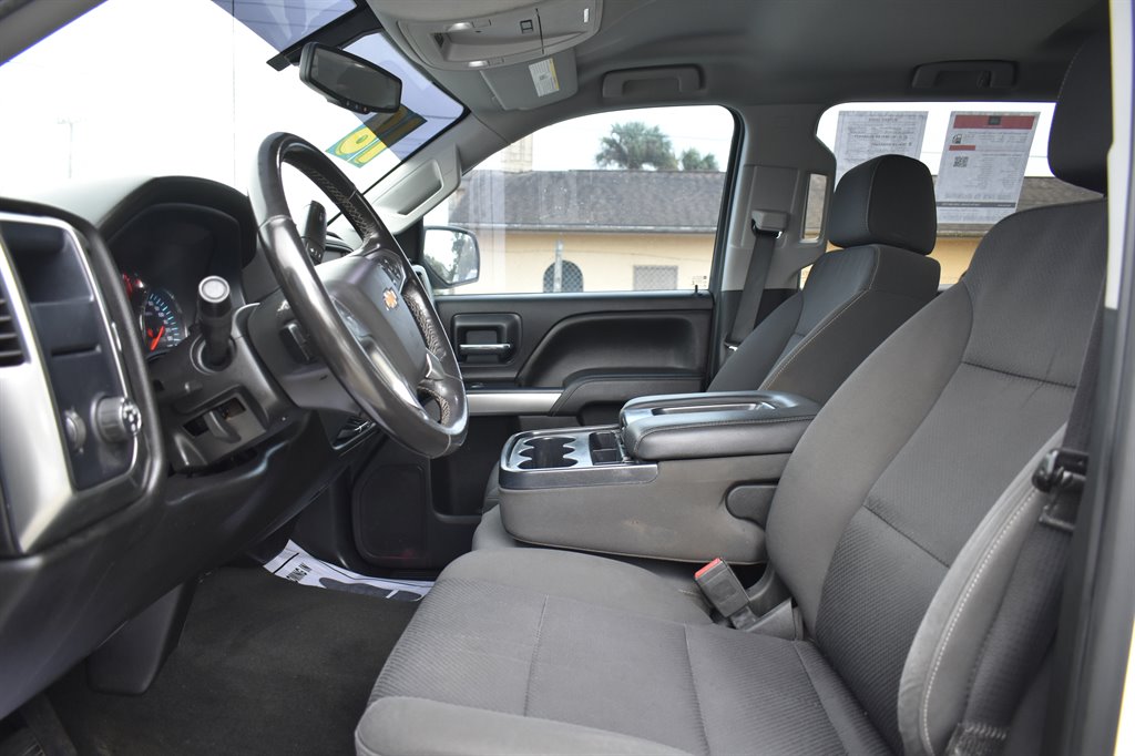 2018 Chevrolet Silverado 1500 LT photo 28