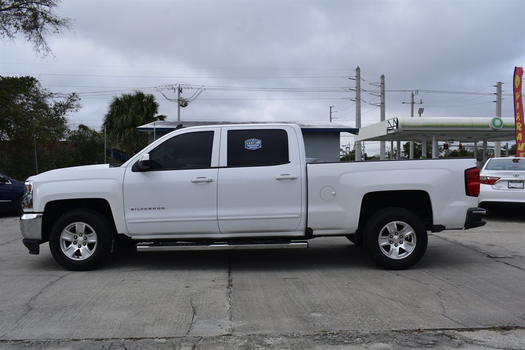 2018 Chevrolet Silverado 1500 LT photo 9