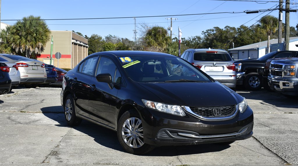 2014 Honda Civic LX's photo