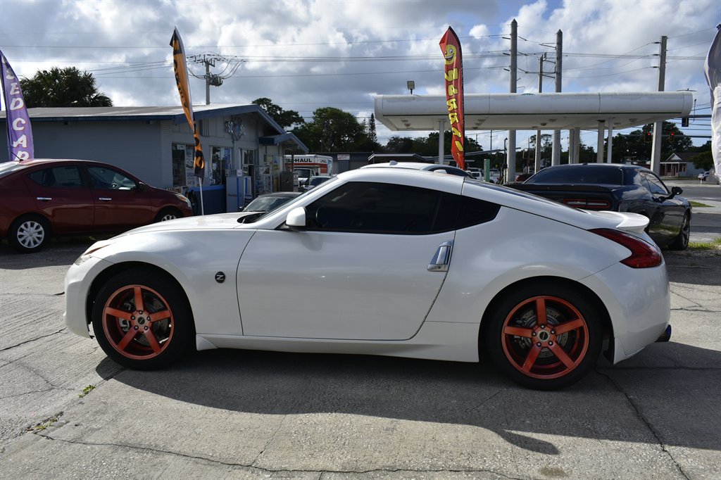 2013 Nissan 370Z Coupe Touring - Photo 9