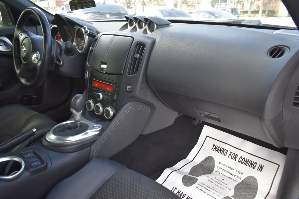 2013 Nissan 370Z Coupe Touring - Photo 19