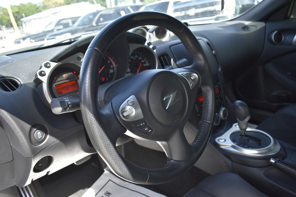 2013 Nissan 370Z Coupe Touring - Photo 21