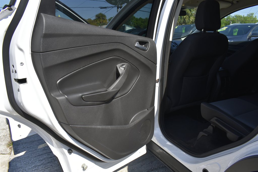 2018 Ford Escape SE - Photo 39