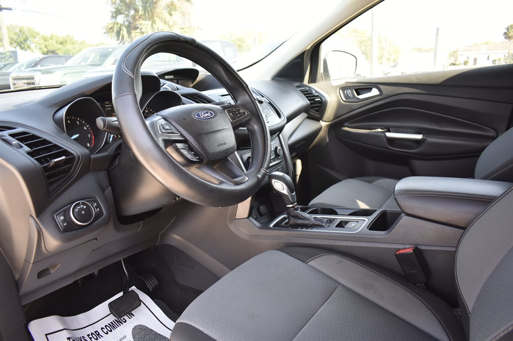 2018 Ford Escape SE - Photo 24