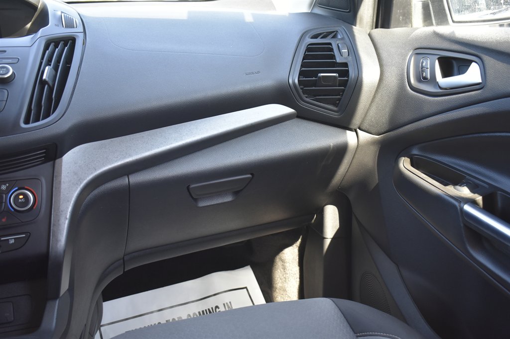 2018 Ford Escape SE - Photo 23