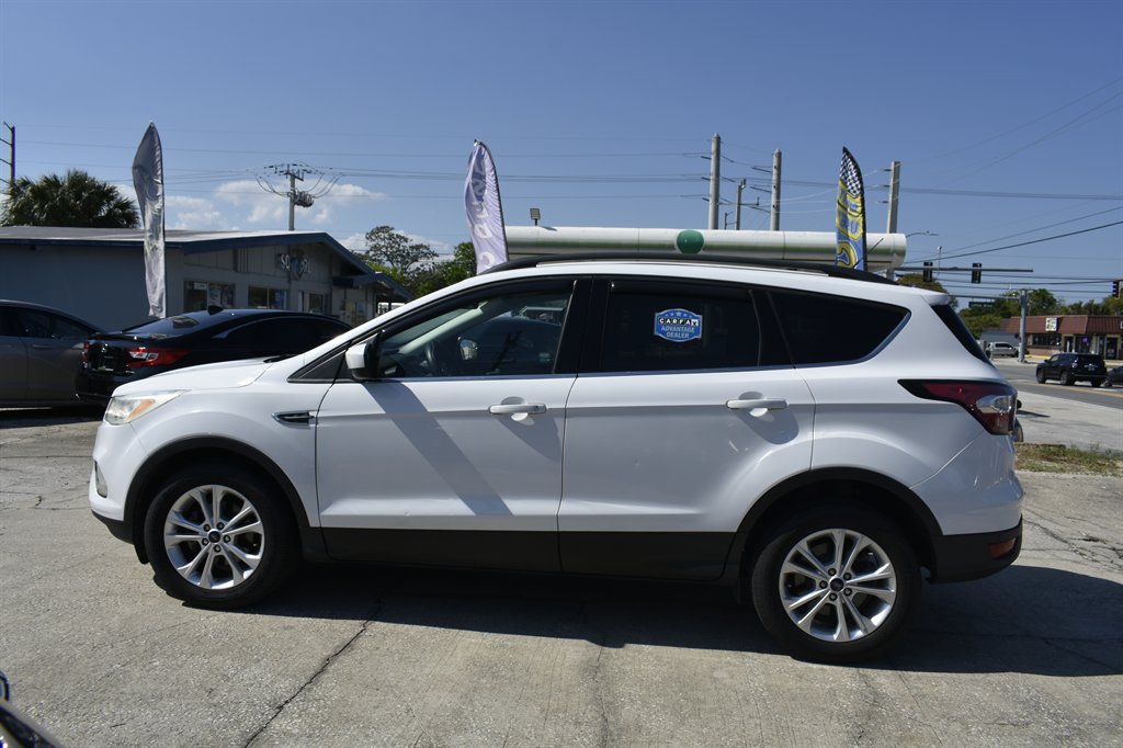 2018 Ford Escape SE - Photo 8