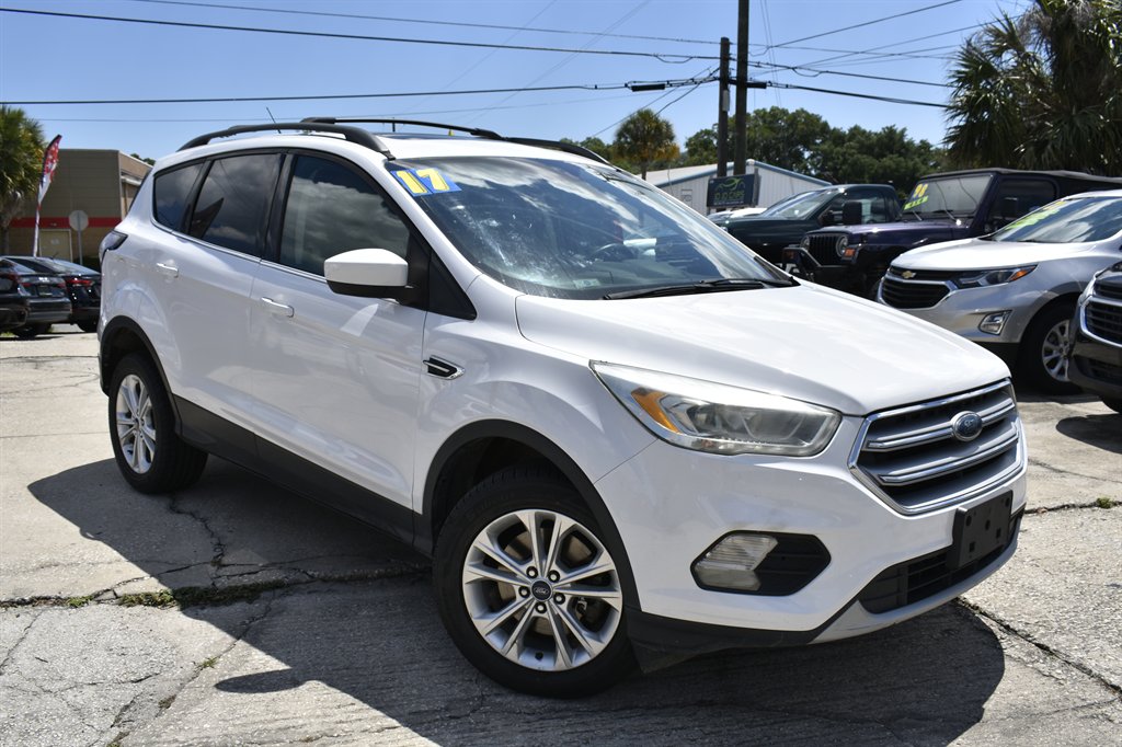 2017 Ford Escape SE - Photo 34