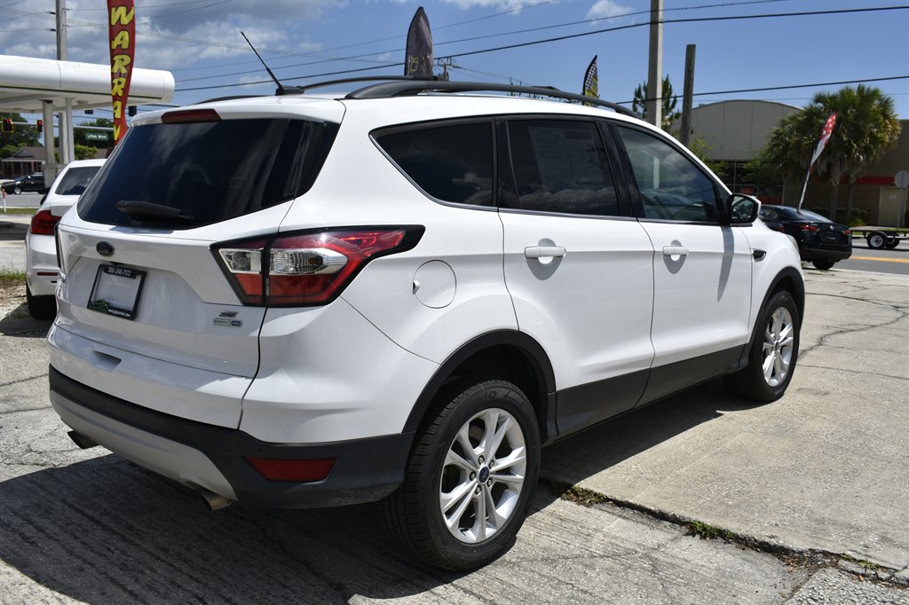 2017 Ford Escape SE - Photo 37