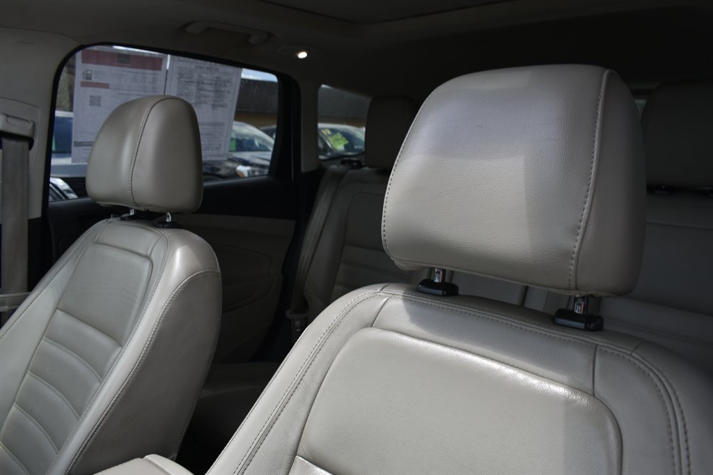 2017 Ford Escape SE - Photo 28