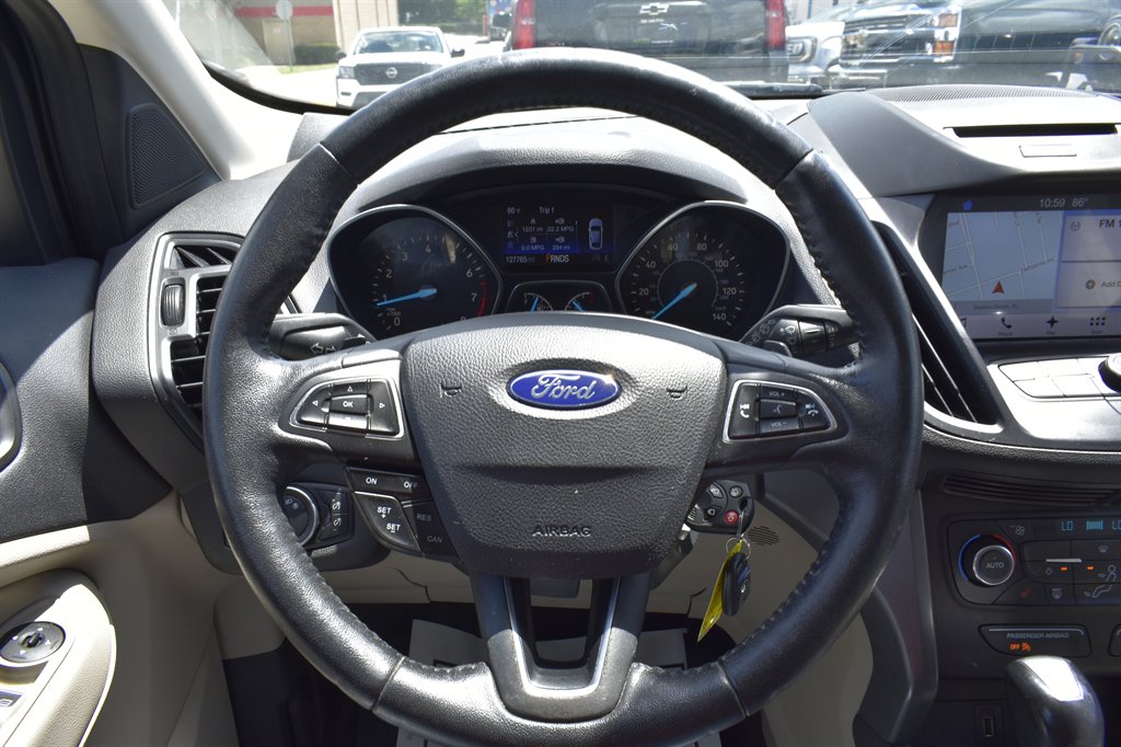 2017 Ford Escape SE - Photo 14