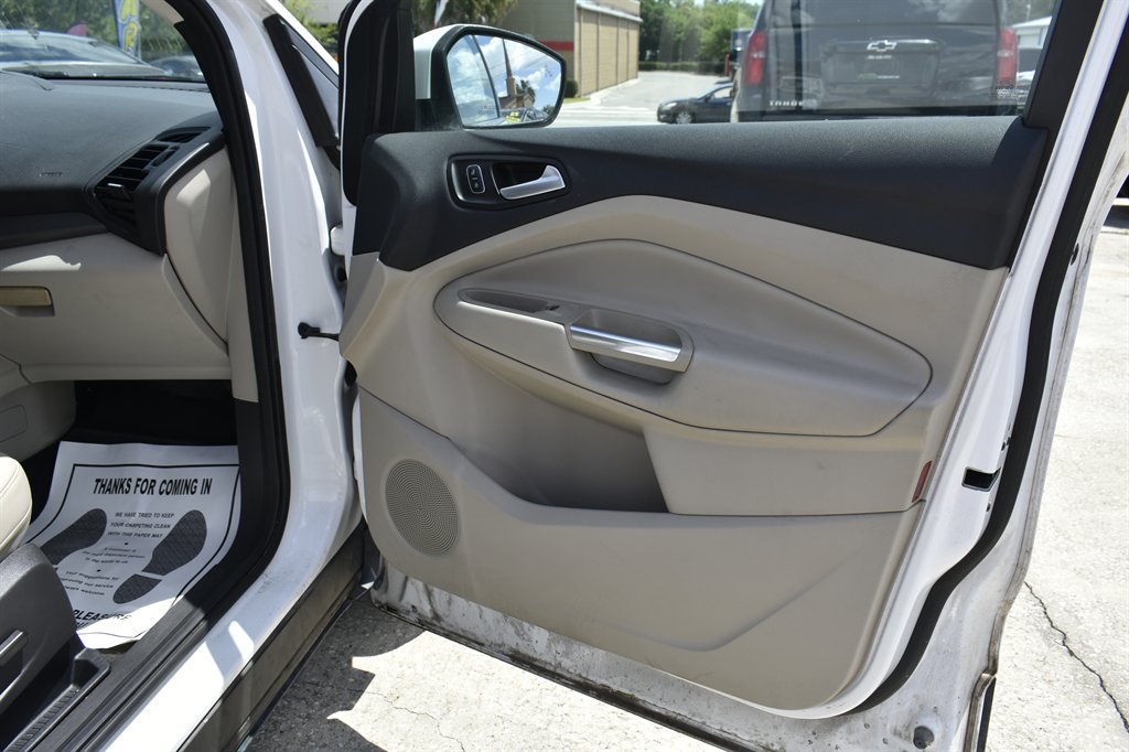 2017 Ford Escape SE - Photo 39