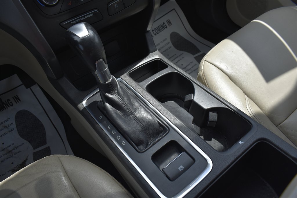2017 Ford Escape SE - Photo 18