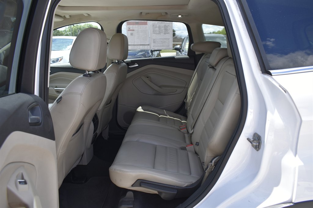 2017 Ford Escape SE - Photo 20
