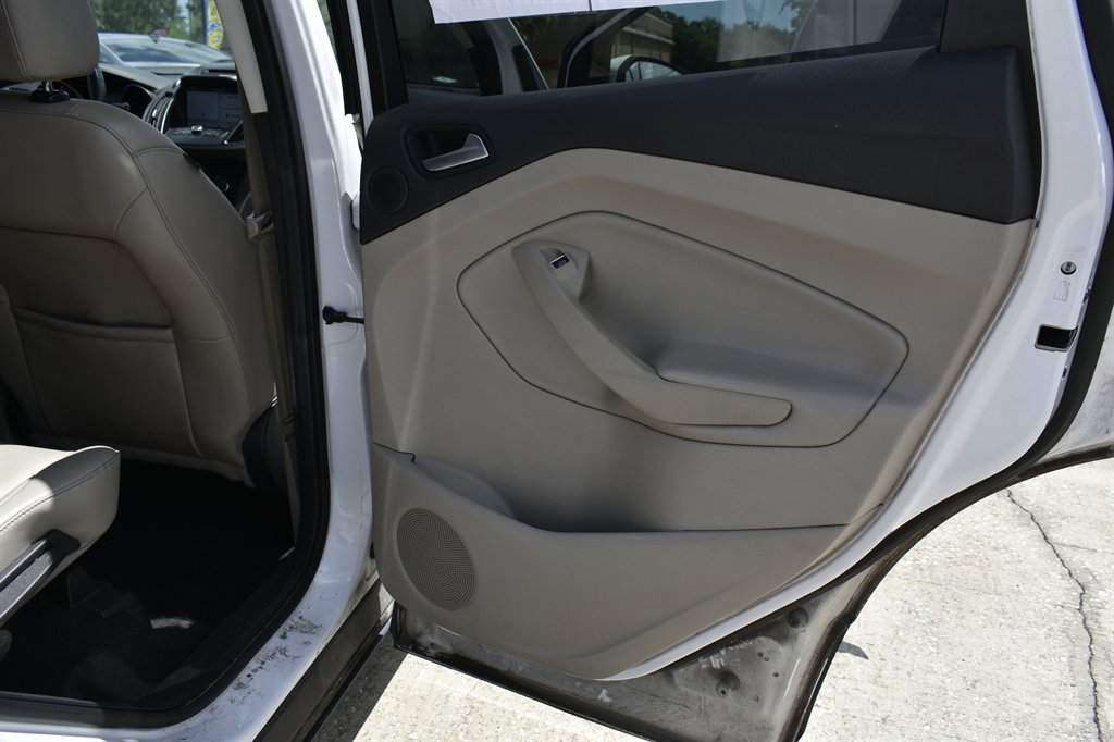 2017 Ford Escape SE - Photo 40